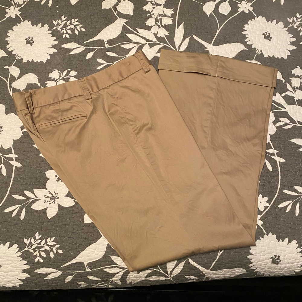 J Crew City Fit dress pants, size 6.  EUC.